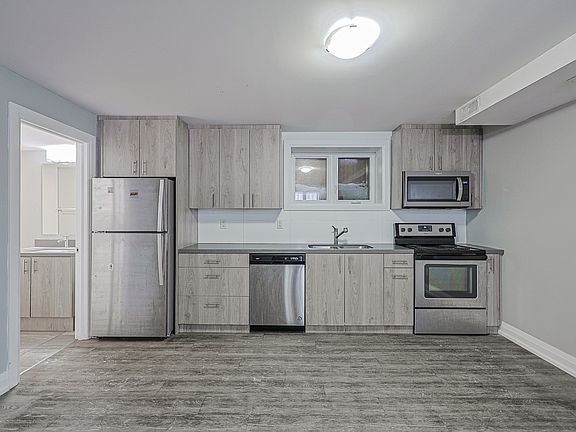 5th image of 814 Glencairn Ave Unit B01