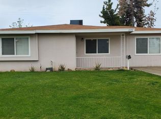 1224 4th St, Wasco, CA 93280