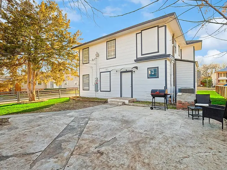 702 N Edgefield Ave — Photo 35