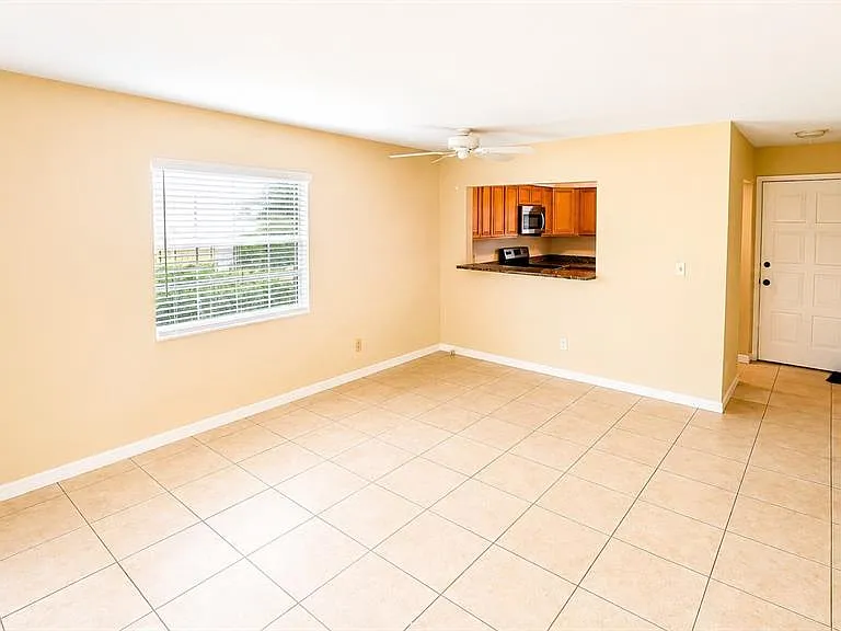 2405 Aspinwall St #2405 — Photo 6