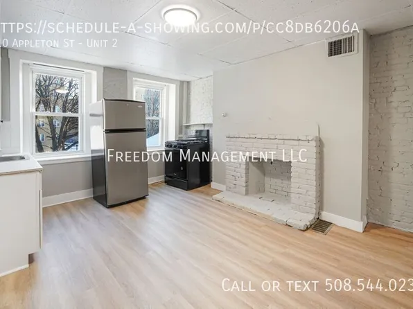 110 Appleton St #2, Lowell, MA 01852