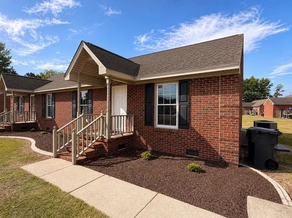406 W Hooks River Rd APT D, Goldsboro, NC 27530