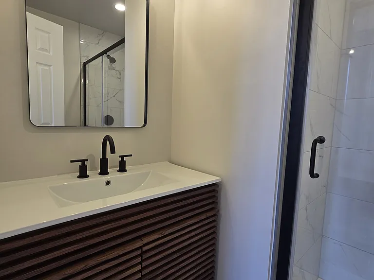 1500 Arch St #4 — Photo 8