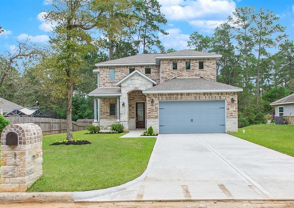 1st image of 12124 Goliad Ln