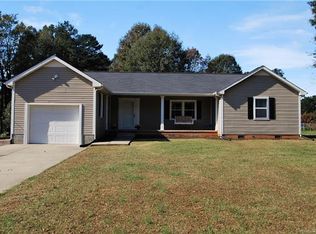 2920 Starnes Rd, Charlotte, NC 28214