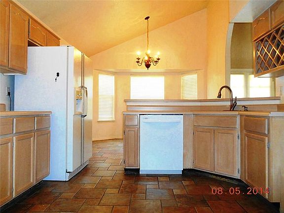 3rd image of 12043 Chato Villa Dr