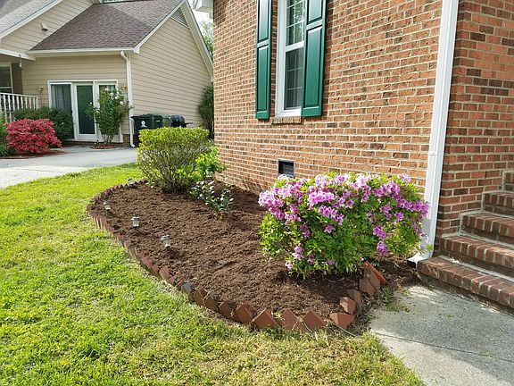 2nd image of 6 Blacksmith Cir