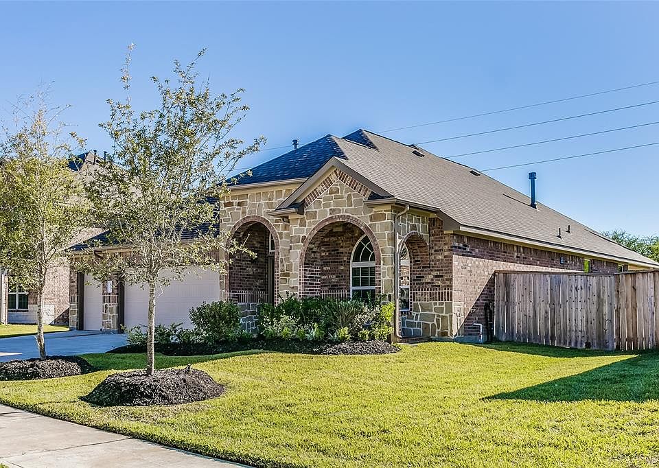 1st image of 8106 Mesquite Hill Ln