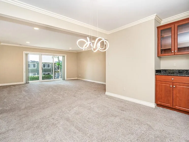 1113 N Old Woodward Ave #38 — Photo 12