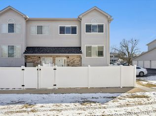 351 Park Ridge Ln UNIT D, Aurora, IL 60504