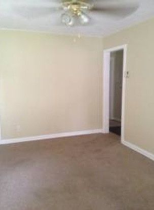 4th image of 537 Thomas St SE