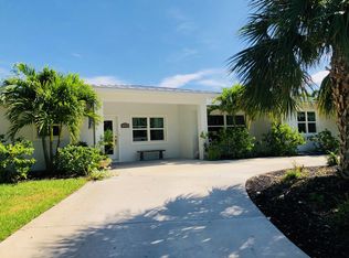 726 Kumquat Rd, Vero Beach, FL 32963