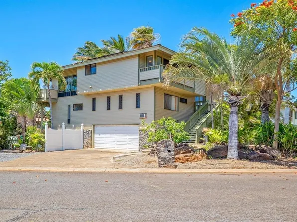 3863 Mahinahina St, Lahaina, HI 96761