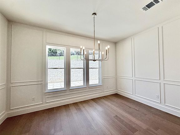 4th image of 314 Alloway Dr