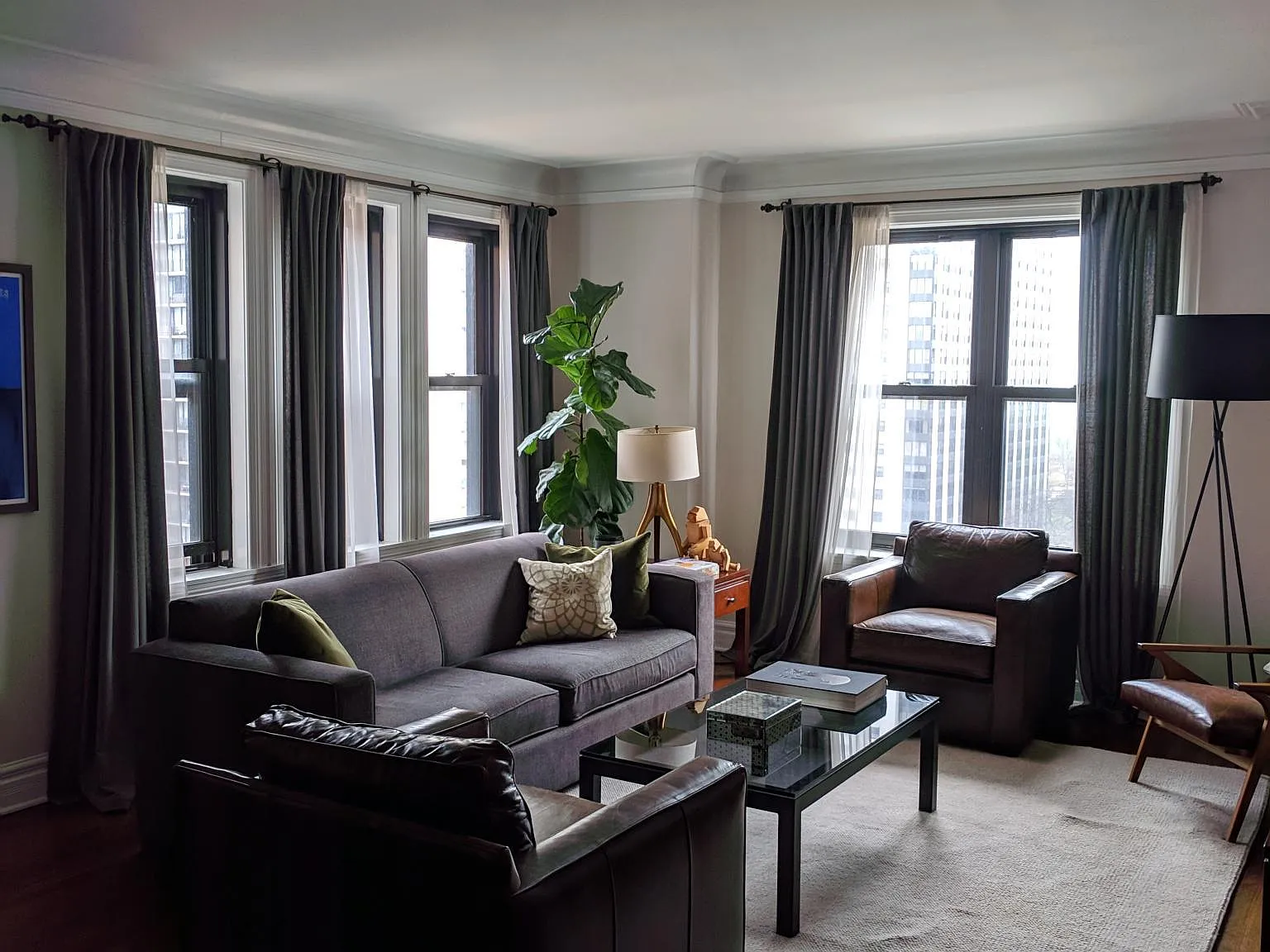 2 bed, 2.5 bath, 1650 sqft, $4,300 — Photo 2