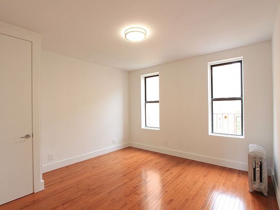 2nd image of 723 E 5th St APT 3D