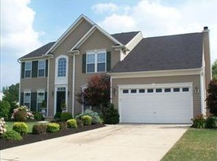 37915 Stoney Lake Dr, North Ridgeville, OH 44039