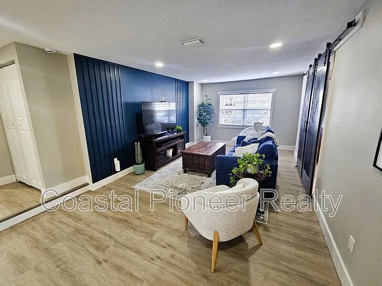 8711 N Wick Pl — Photo 12