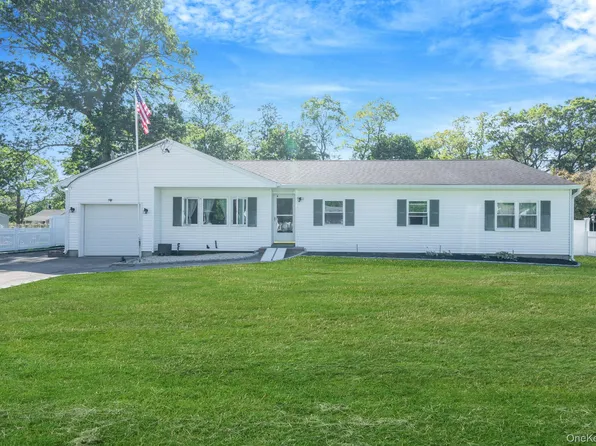 64 Ridgedale Avenue, Farmingville, NY 11738