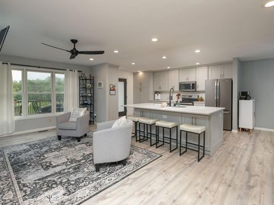 907 Rodeo Dr SE, Pine Island, MN, 55963