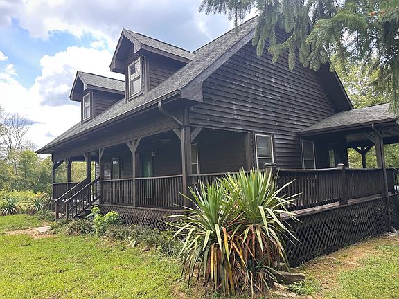 2nd image of 80 Deer Farm Rd