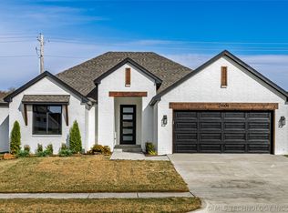 27909 E 107th St S, Coweta, OK 74429