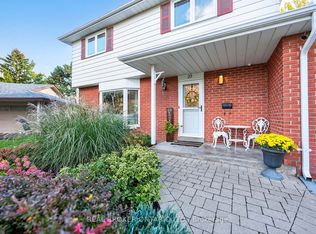 10 Essex Pl, Brampton, ON L6T2A6