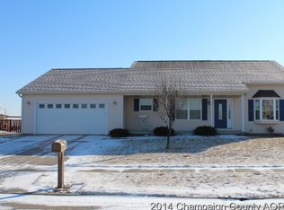 906 Allison Dr, Tolono, IL 61880