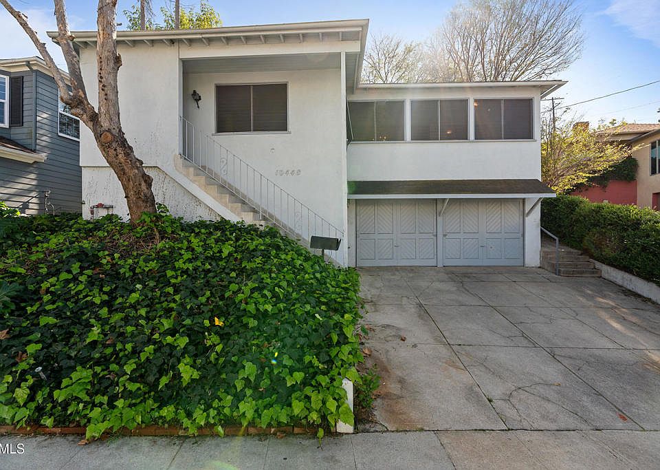 1st image of 10448 Cheviot Dr