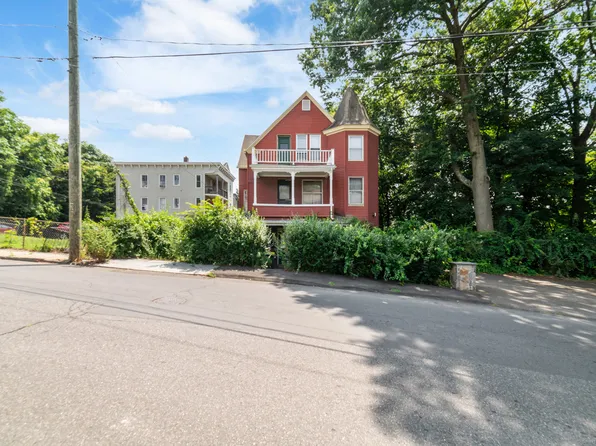 96 Lounsbury Street, Waterbury, CT 06706