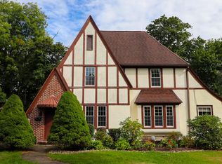 70 Larchmont Rd, Elmira, NY 14905