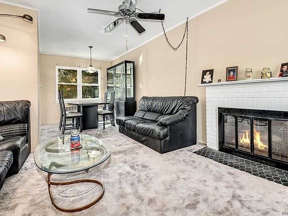 2nd image of 26 Jameson Ct