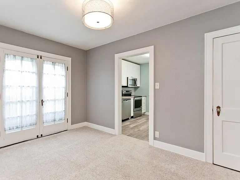 Dining Room to Kitchen