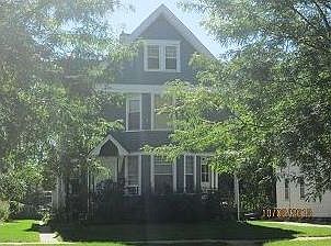 1st image of 1635 B Ave NE