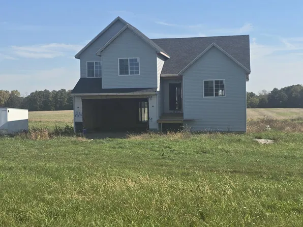 6409 Omara Dr, Eaton Rapids, MI 48827