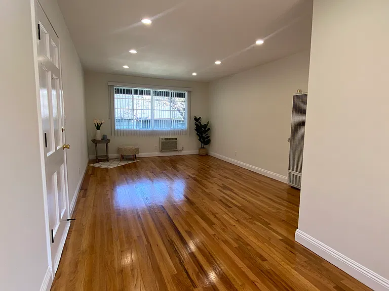 1778 Grevelia St #1778 — Photo 7