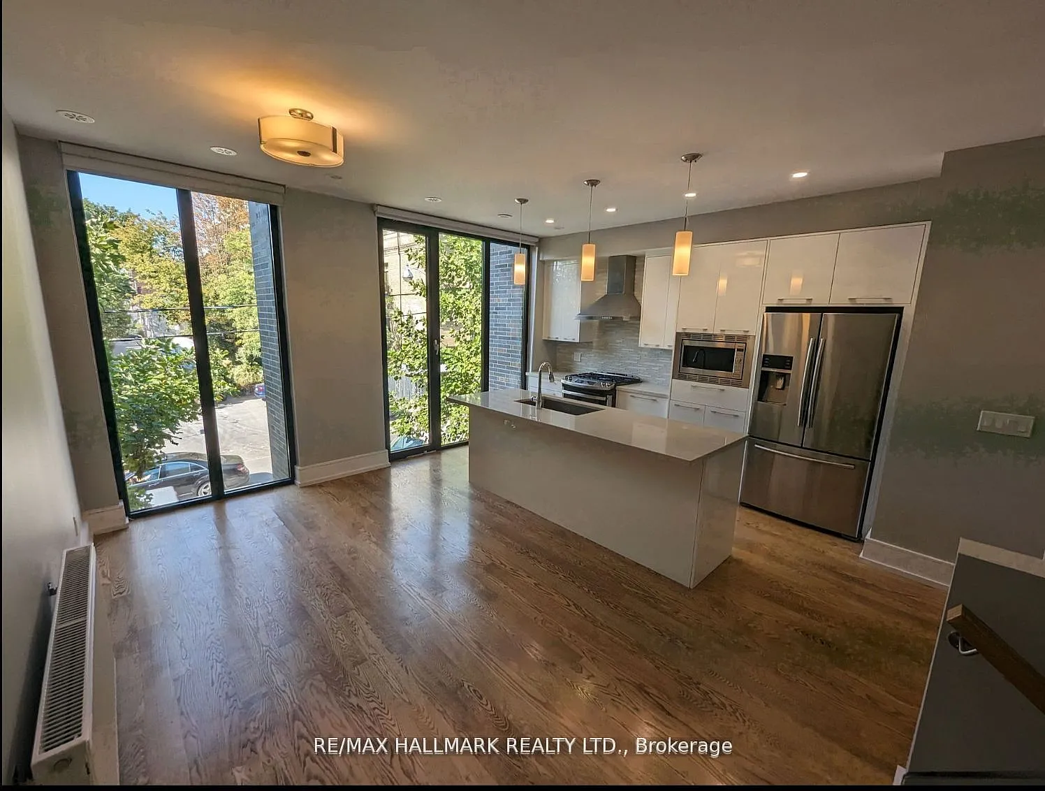 2 bed, $5,495 — Photo 2