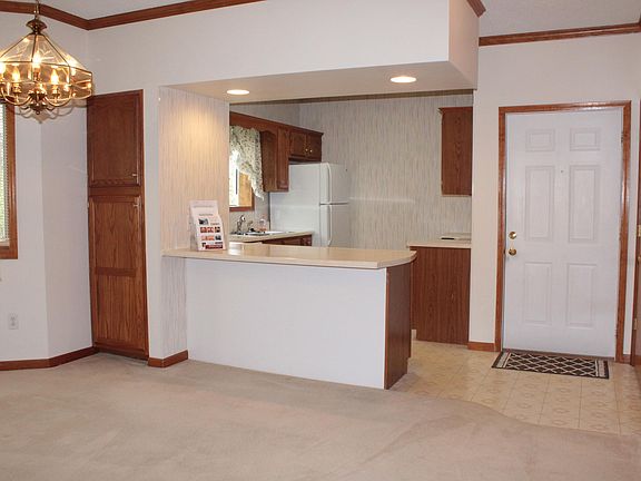 3rd image of 2120 Saint Marys Blvd APT B1