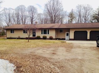 11042 T65 Rd, Rapid River, MI 49878