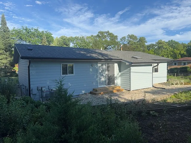 3829 Eastway Dr — Photo 14