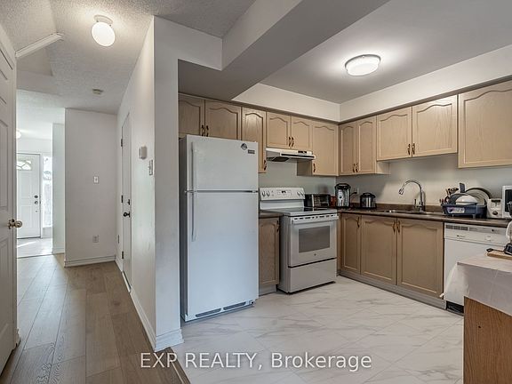 4th image of 200 Cresthaven Rd #37