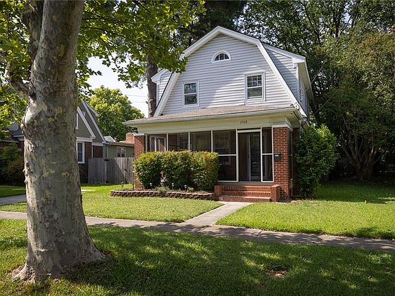 2nd image of 1708 A St