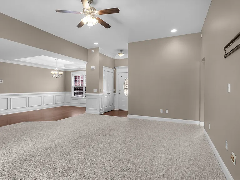 259 Virginia Ln NE — Photo 11