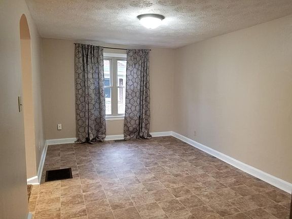 3rd image of 166 E Main St