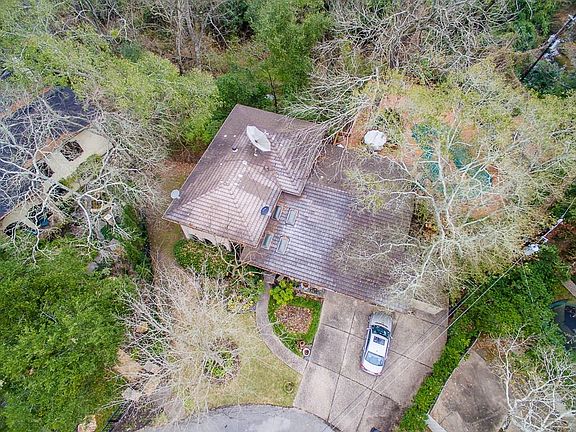 4th image of 18 E Shady Ln #C