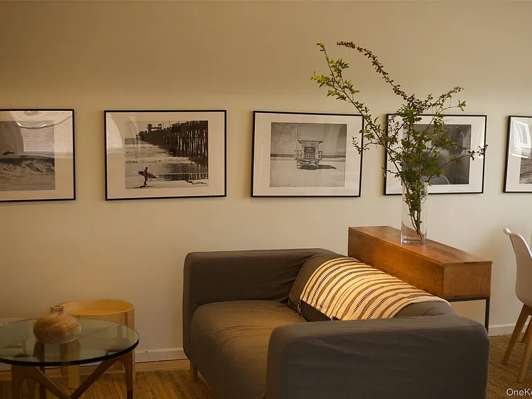 545 E Park Ave — Photo 3
