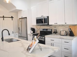 4215 Elmwood St, Houston, TX 77051