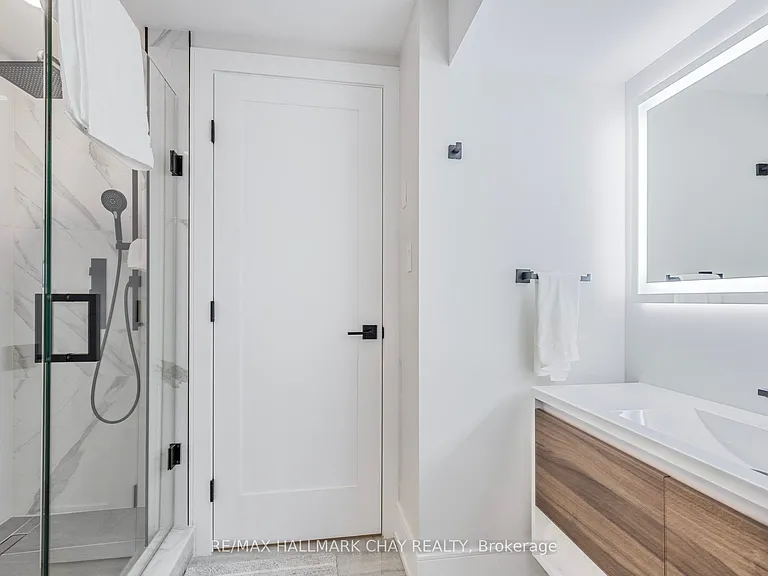 12 Tower Ct #LOWER — Photo 12