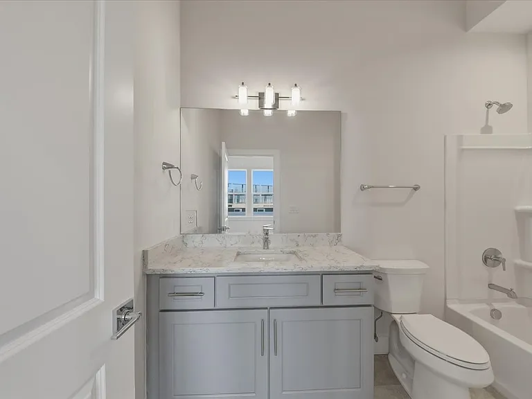 3912 Edwards Rd — Photo 52