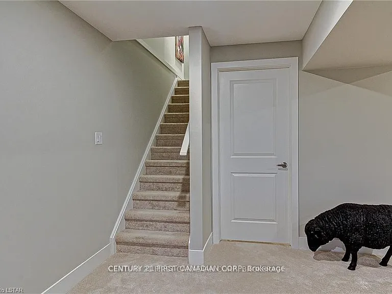 177 Edgevalley Rd #88 — Photo 27